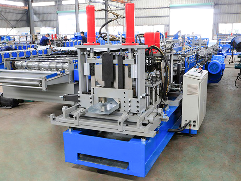 Vollautomatische CU-Pfettenformmaschine vom Typ 80-300