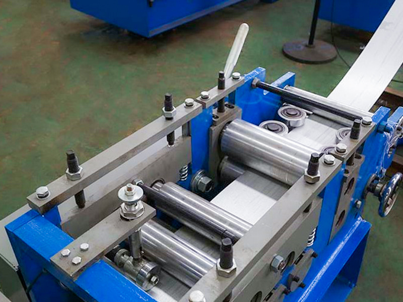 Palettenprofil-Rollformmaschine