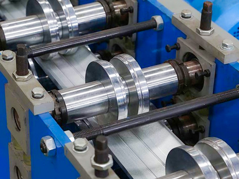Palettenprofil-Rollformmaschine
