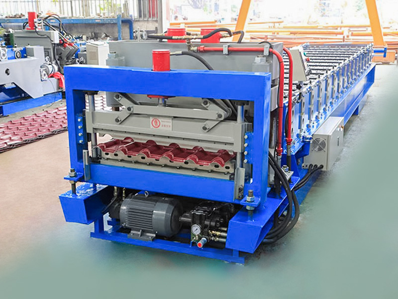 YX25-162-810 Rollformmaschine für glasierte Fliesen mit starker Anpassungsfähigkeit